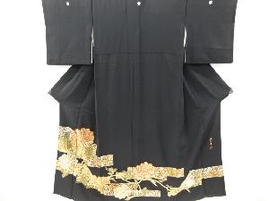 リサイクル　蘇州刺繍草花模様留袖(比翼付き)